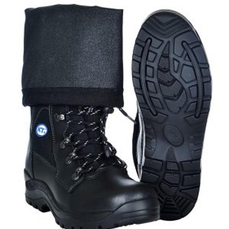 KT Shoe OY pitkävartiset retkeilykengät