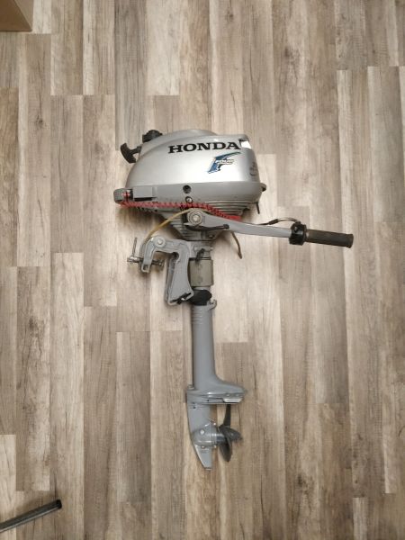 Honda 2006 EPA Standard 2-heppainen